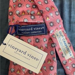 Vineyard Vines custom tie. NWT. Blizzards, tornados, hurricanes, and fire!